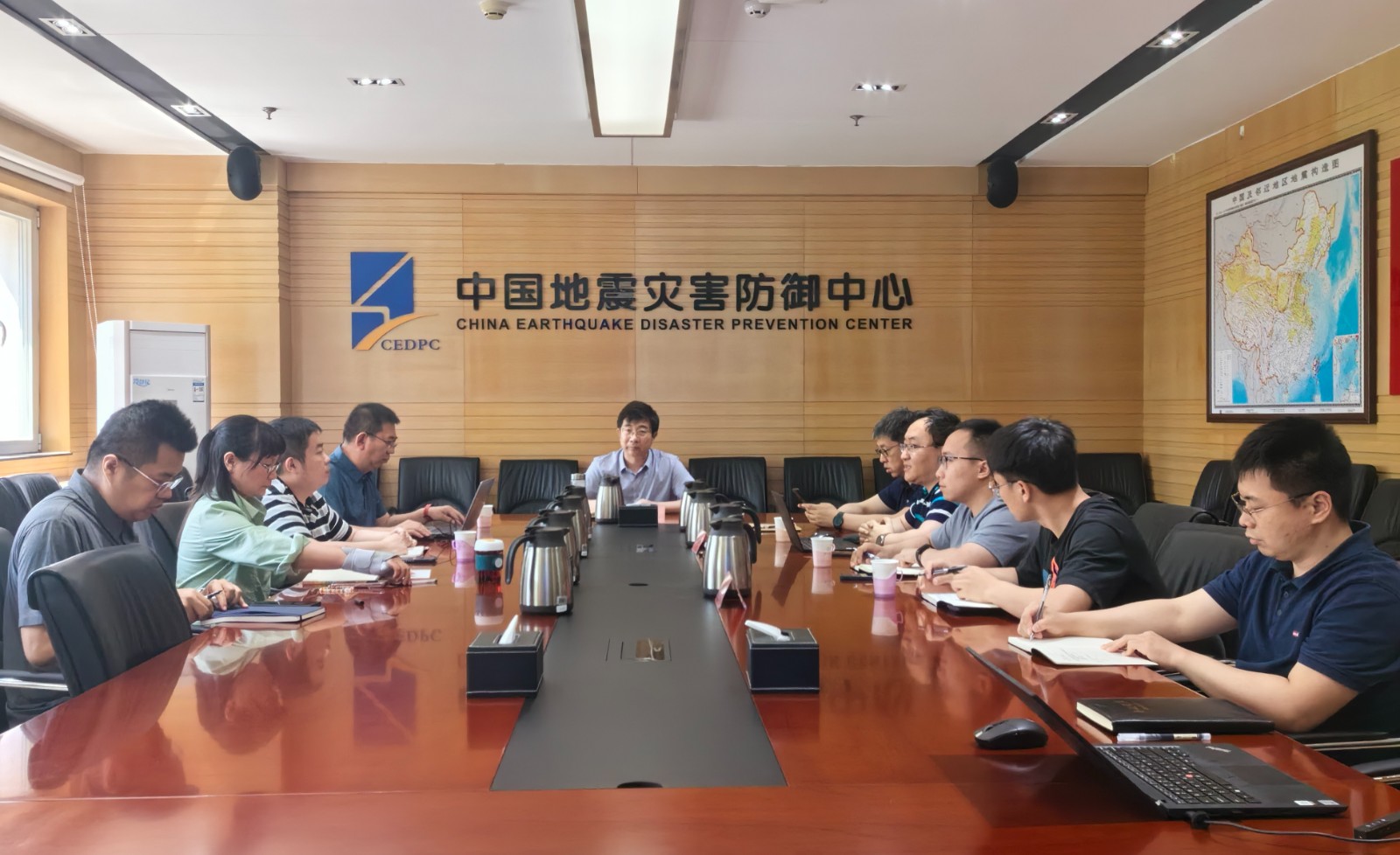 664d44ac628e8.jpg